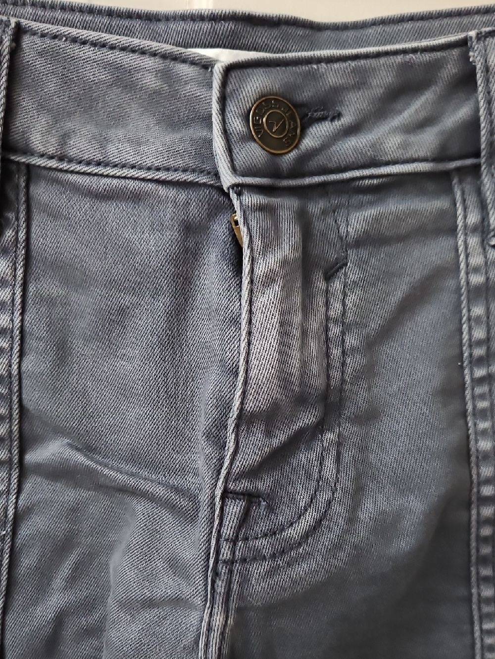 Vigoss Blue Denim Frayed Hem Shorts - Picture 3 of 5